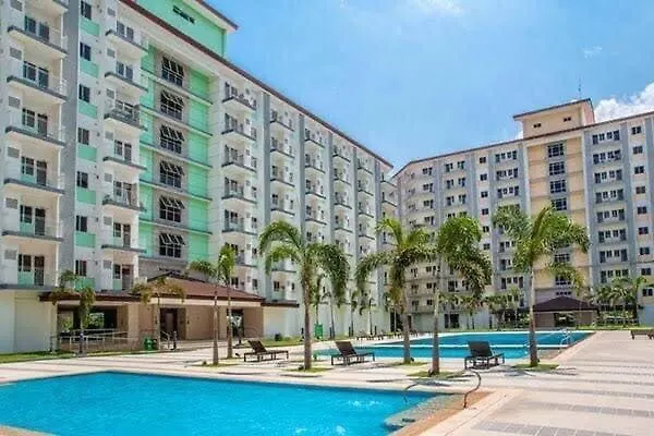 2br Family With Balcony With Wifi And Netflix, Behind Sm Sucat Manila