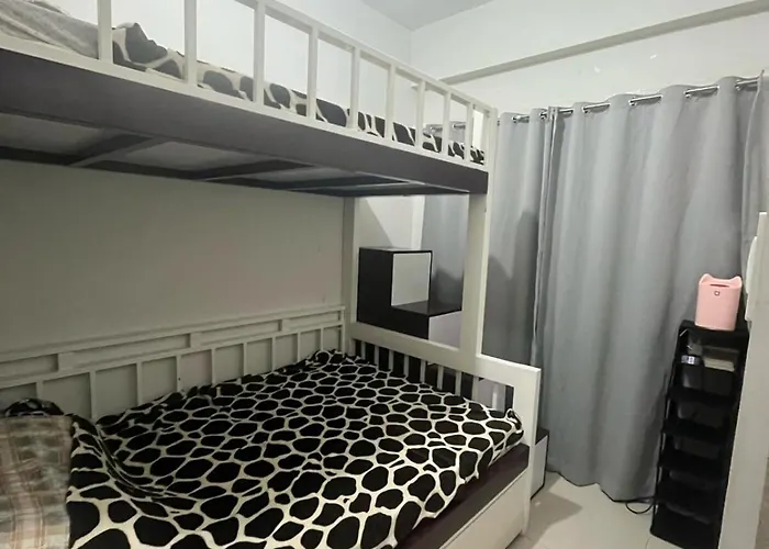 Apartment 2br Family With Balcony With Wifi And Netflix, Behind Sm Sucat Manila