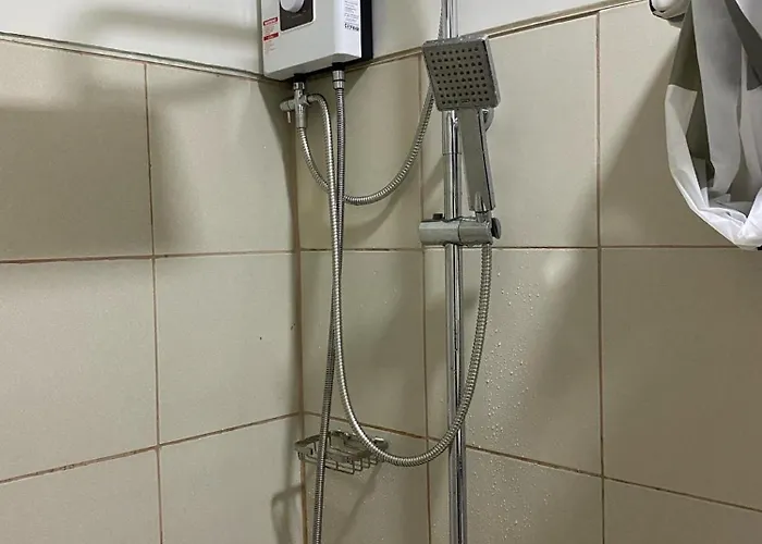 2br Family With Balcony With Wifi And Netflix, Behind Sm Sucat *